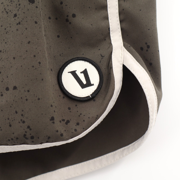 Vuori Women's Clementine Olive Green/Tan 2" Inseam Sz L - Picture 4 of 6